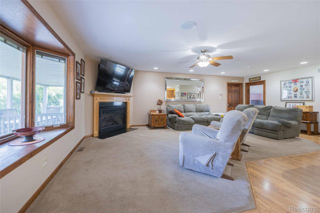 21855 Huron River Drive, Huron Charter Township, MI 48164