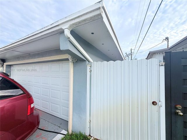 6361 SW 35th Ct, Miramar, FL 33023