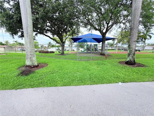 6361 SW 35th Ct, Miramar, FL 33023