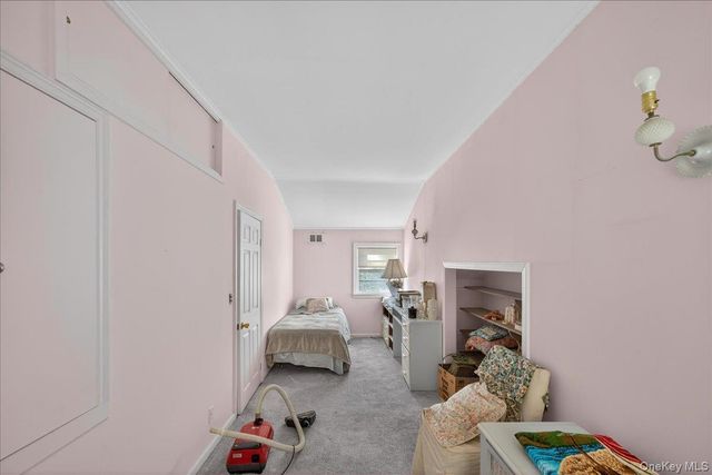 175 Main Avenue, Mastic, NY 11950