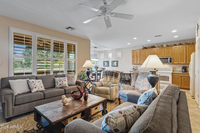 42551 W CANDYLAND Place, Maricopa, AZ 85138