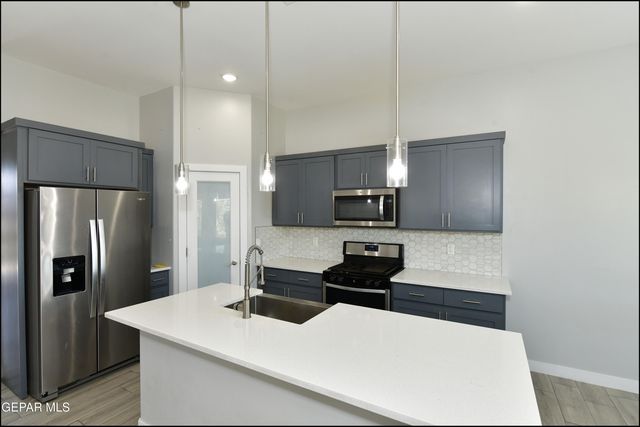 205 ANGLESY Place, El Paso, TX 79928