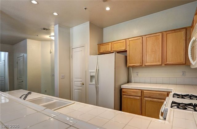 1000 Duckhorn Court 102, Las Vegas, NV 89144