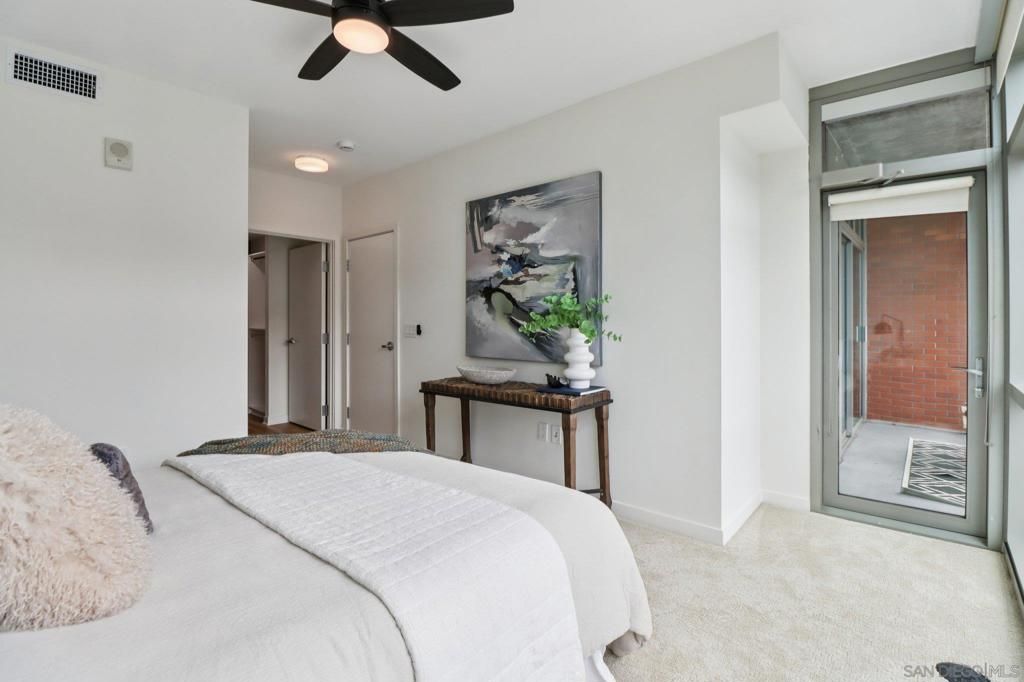 Image 26 of property listing at 800 The Mark Lane 607, San Diego, CA 92101