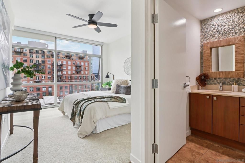 Image 27 of property listing at 800 The Mark Lane 607, San Diego, CA 92101