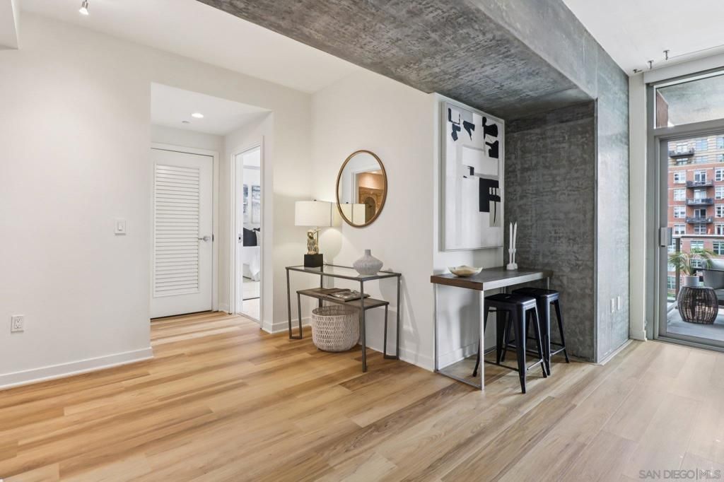 Image 32 of property listing at 800 The Mark Lane 607, San Diego, CA 92101