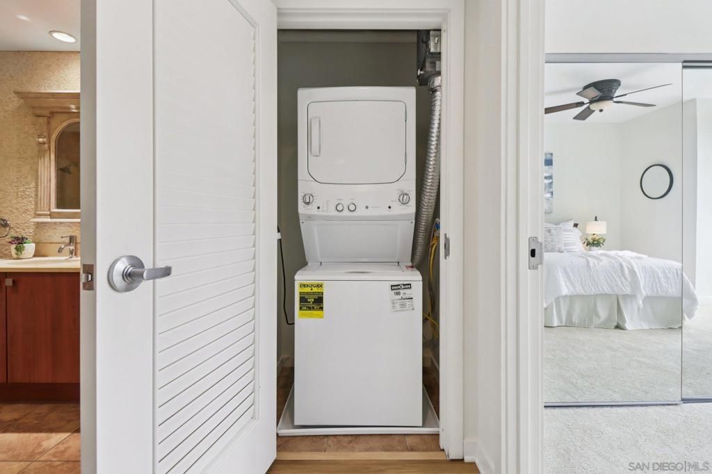 Image 42 of property listing at 800 The Mark Lane 607, San Diego, CA 92101