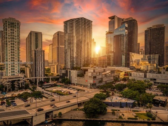 90 SW 3rd Street 3703, Miami, FL 33130