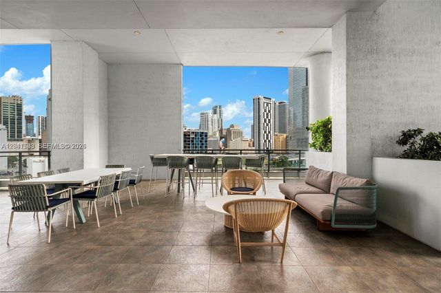 90 SW 3rd Street 3703, Miami, FL 33130