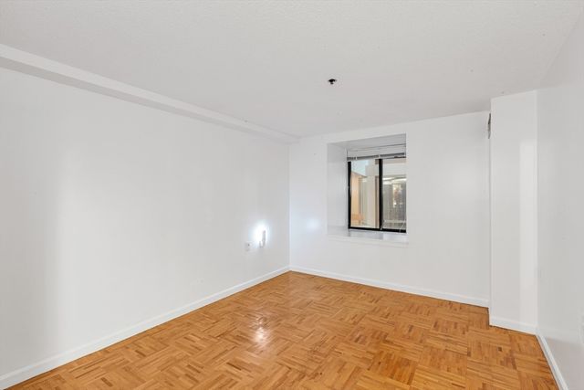 357 Commercial St 219, Boston, MA 02109