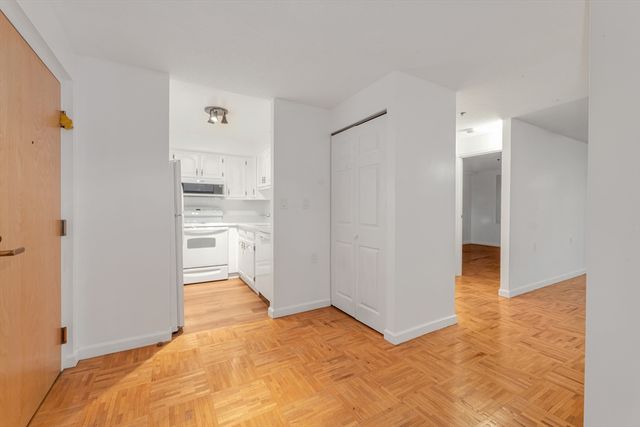 357 Commercial St 219, Boston, MA 02109