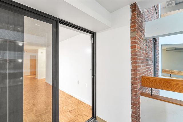 357 Commercial St 219, Boston, MA 02109