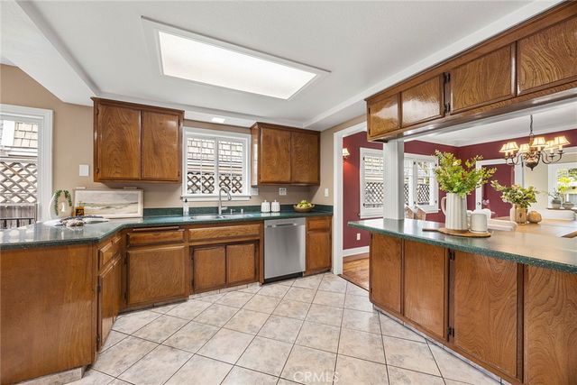 229 W Brookdale Place, Fullerton, CA 92832