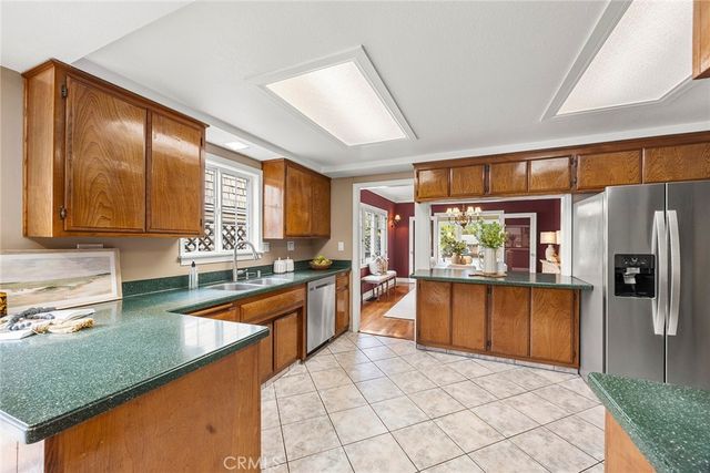 229 W Brookdale Place, Fullerton, CA 92832
