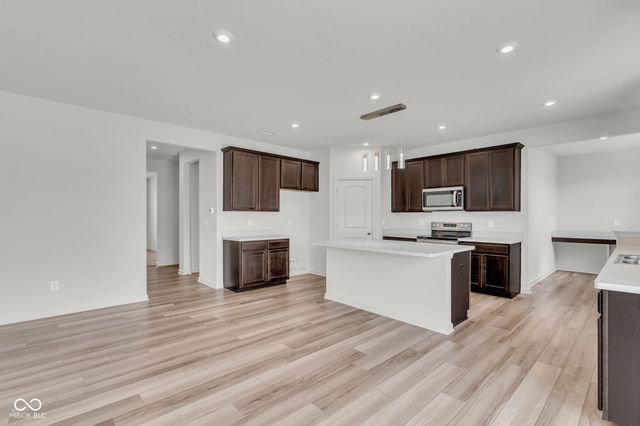 15523 Brees, Westfield, IN 46074