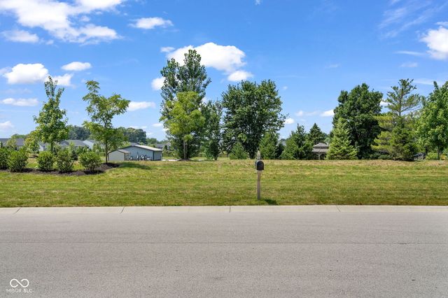 15523 Brees, Westfield, IN 46074
