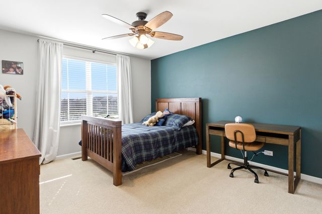 9543 Baumgartner Street, Huntley, IL 60142