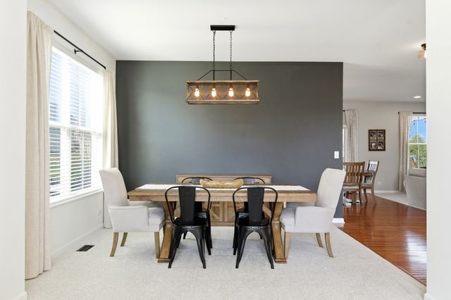 9543 Baumgartner Street, Huntley, IL 60142