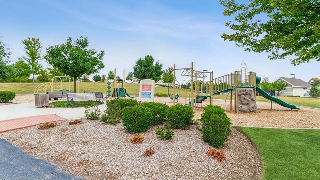 9543 Baumgartner Street, Huntley, IL 60142