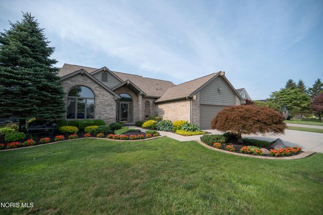 7951 N Shoreline Drive, Holland, OH 43528