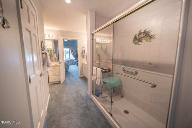 7951 N Shoreline Drive, Holland, OH 43528