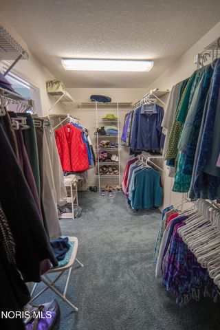 7951 N Shoreline Drive, Holland, OH 43528