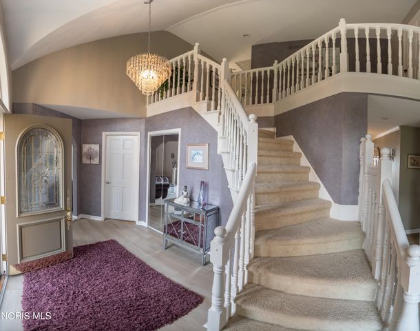 7951 N Shoreline Drive, Holland, OH 43528