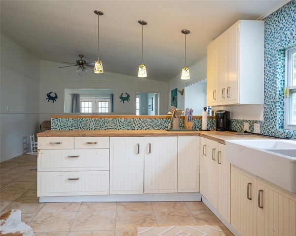 357 County Road 296, Sargent, TX 77414