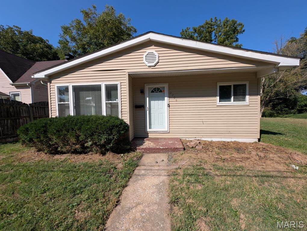 2706 Godfrey Street, Belleville, IL 62226