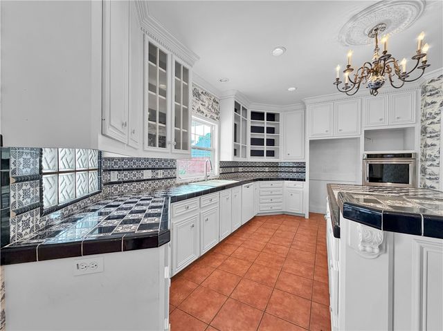 4502 Thoreau Circ, Corpus Christi, TX 78410