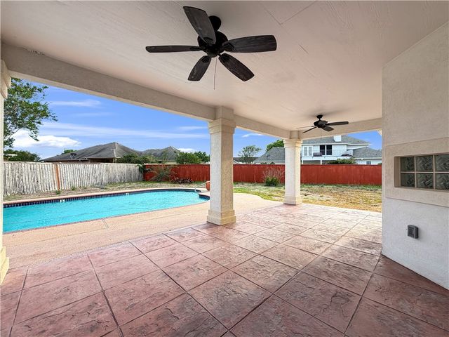 4502 Thoreau Circ, Corpus Christi, TX 78410