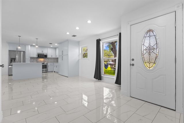 806 Longbeach Drive, Garland, TX 75043
