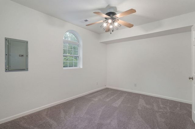 2833 N York Avenue, Brookline, MO 65619