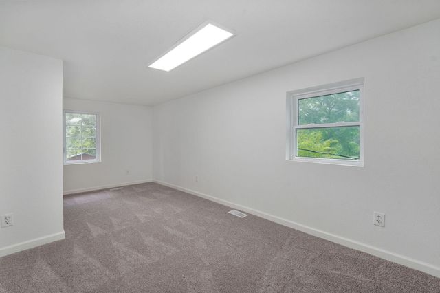 2833 N York Avenue, Brookline, MO 65619