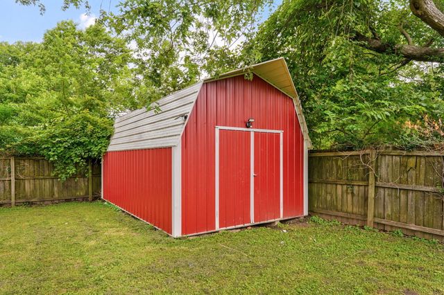 2833 N York Avenue, Brookline, MO 65619
