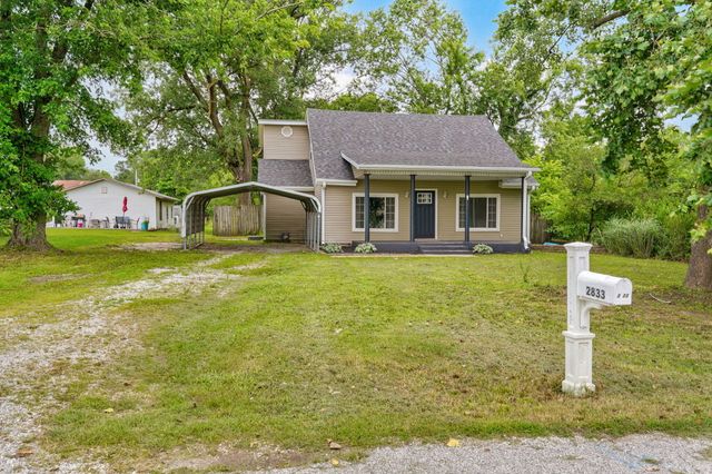 2833 N York Avenue, Brookline, MO 65619