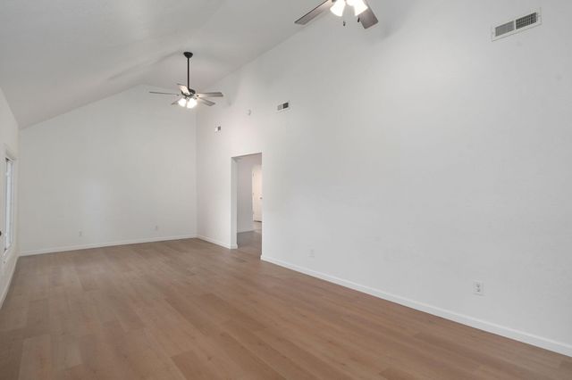 2833 N York Avenue, Brookline, MO 65619
