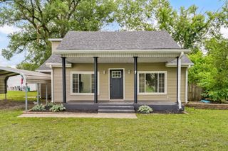 2833 N York Avenue, Brookline, MO 65619