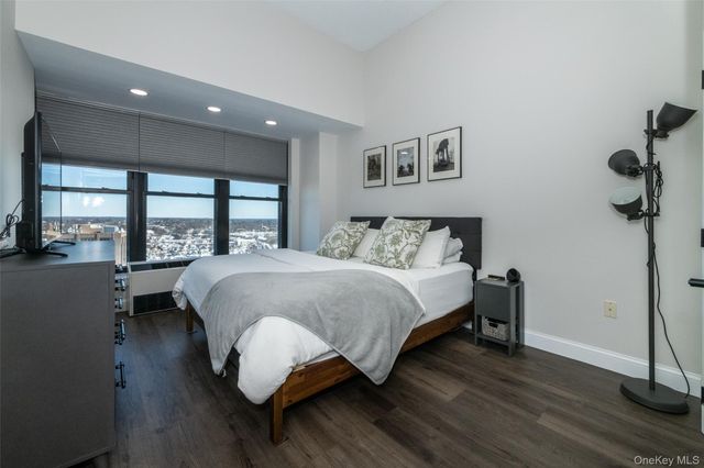 100 New Roc City Place 405, New Rochelle, NY 10801