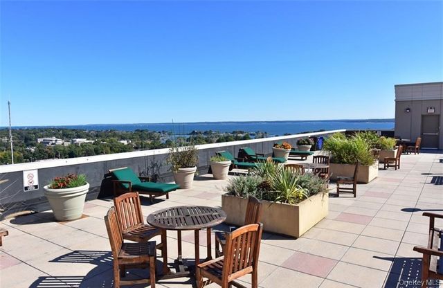 100 New Roc City Place 405, New Rochelle, NY 10801