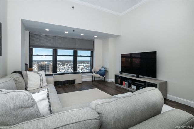 100 New Roc City Place 405, New Rochelle, NY 10801