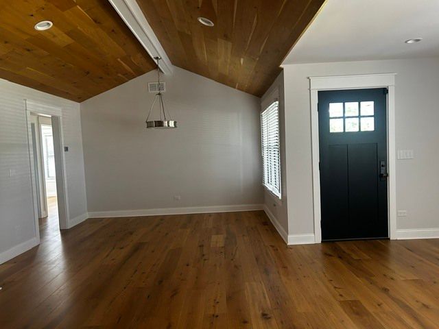525 W Deerpath Road, Lake Forest, IL 60045