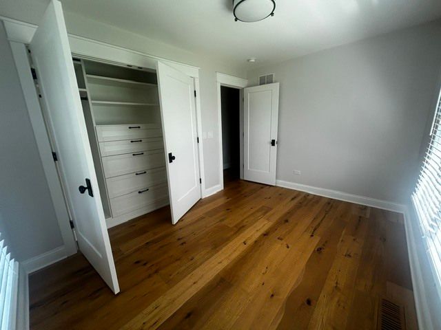 525 W Deerpath Road, Lake Forest, IL 60045