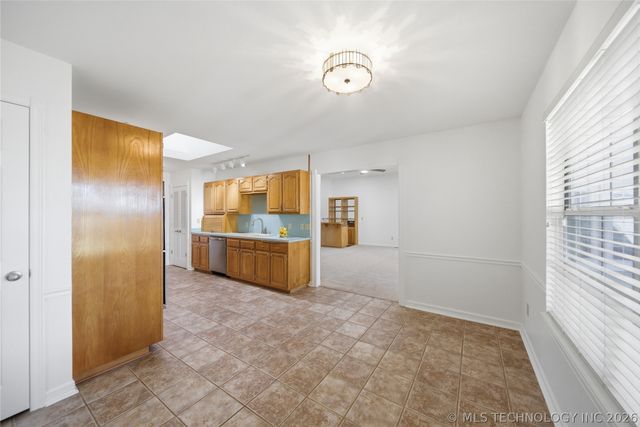 2504 N 12TH Street, Broken Arrow, OK 74012