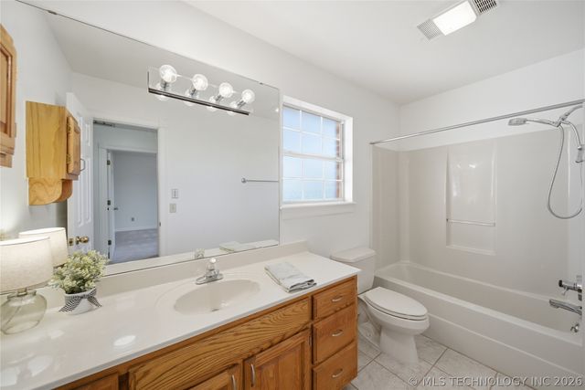 2504 N 12TH Street, Broken Arrow, OK 74012