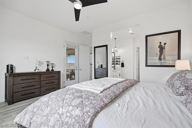 246 Tallis Hills Avenue, Henderson, NV 89011