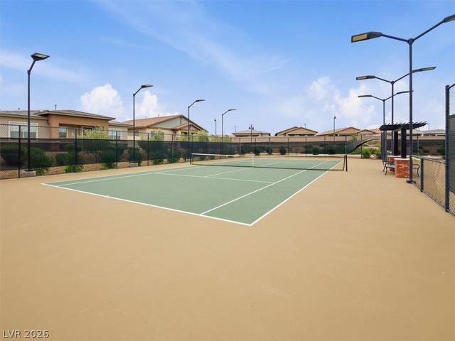 246 Tallis Hills Avenue, Henderson, NV 89011