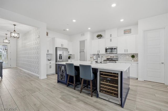 246 Tallis Hills Avenue, Henderson, NV 89011