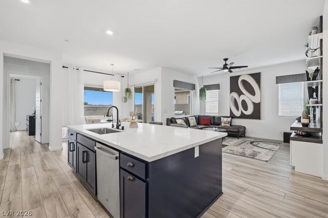 246 Tallis Hills Avenue, Henderson, NV 89011