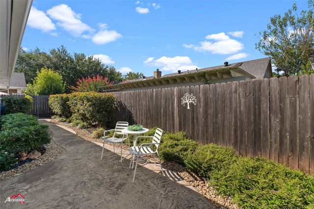 114 Kings Xing, Shreveport, LA 71105